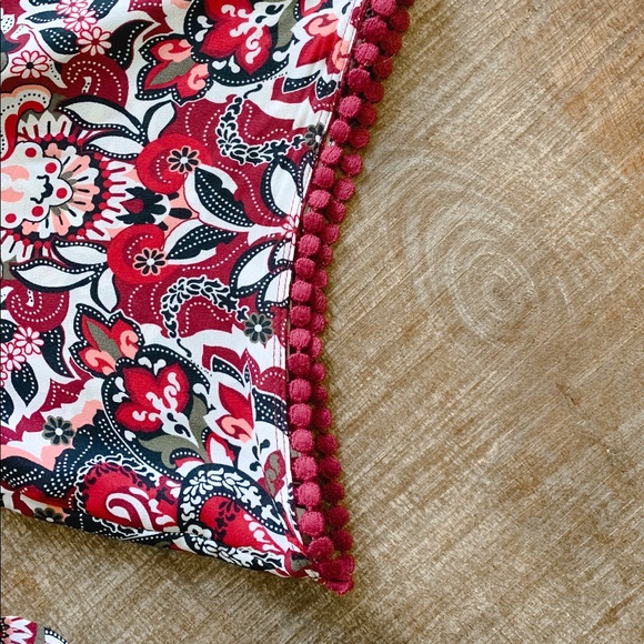 Banana Republic off-the-shoulder blouse - Picture 3 of 4